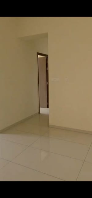 2.5 BHK Apartment For Rent in Prestige Siesta, Mulund West