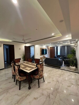 3 BHK Builder Floor For Rent in Sector 52
