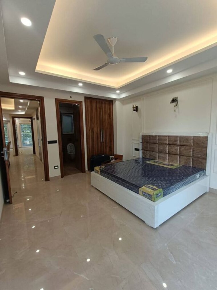 Living Room, unitech-palms 3 Bedroom 2500 Sq.Ft. Builder Floor In South City 1 Gurgaon 10208279