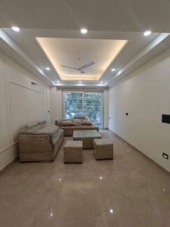 3 BHK Builder Floor For Rent in Unitech Palms