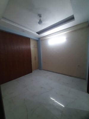 Room in 1 BHK Builder Floor at Chattarpur – for Rent