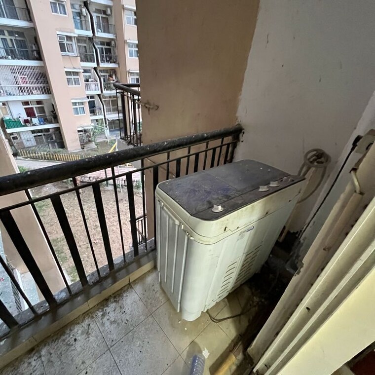 Balcony, amrapali-zodiac 3.5 Bedroom 1550 Sq.Ft. Apartment In Sector 120 Noida 10208300