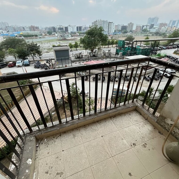 Balcony, amrapali-zodiac 3.5 Bedroom 1550 Sq.Ft. Apartment In Sector 120 Noida 10208300