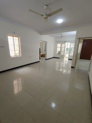 Room in 2 BHK Apartment at BM Sernity, Hsr Layout – for Rent