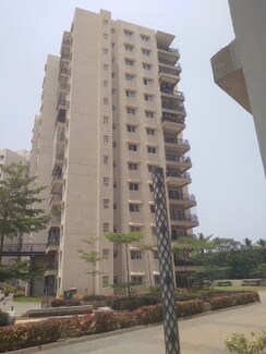 3 BHK Apartment For Sale in Century Breeze