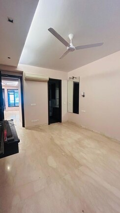 3 BHK + Servant Room Builder Floor For Rent in Panchsheel Enclave