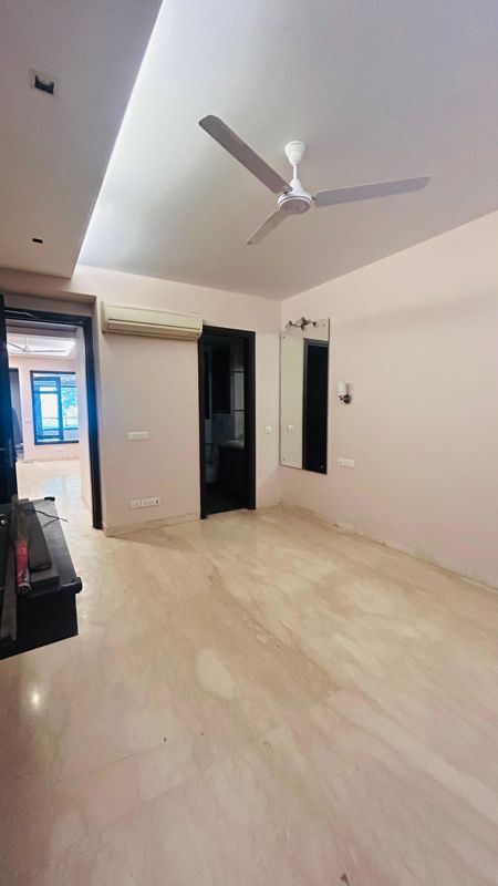 3 BHK + Servant Room Builder Floor For Rent in Panchsheel Enclave