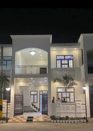 3 BHK Villa – Exterior View View at Sultanpur Road - for Sale