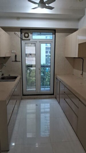 Kitchen in 2 BHK Apartment at Sheth Avalon, Laxmi Nagar – for Rent