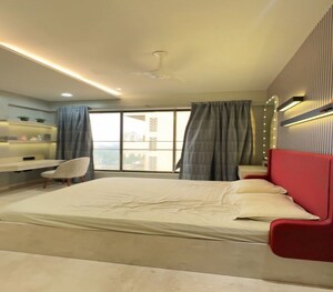 Bedroom in 3 BHK Apartment at Matunga East – for Sale
