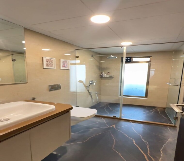 Attached Bathroom, matunga east 3 Bedroom 1800 Sq.Ft. Apartment In Matunga East Mumbai 10138341