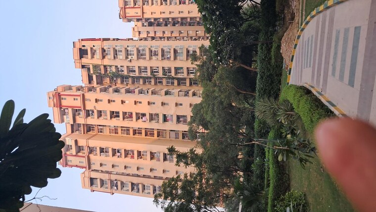 Exterior View, amrapali-princely-estate 2.5 Bedroom 1015 Sq.Ft. Apartment In Sector 76 Noida 10208392