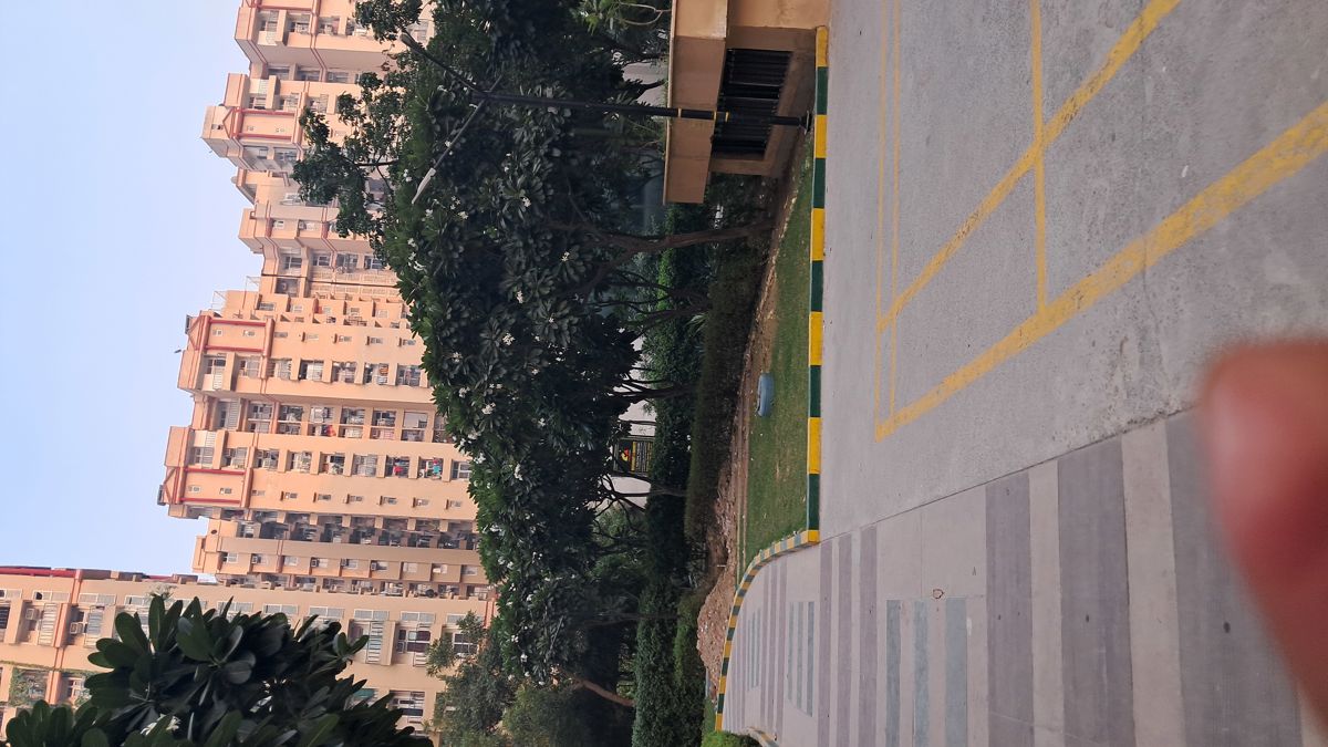 2.5 BHK + Study Room 1015 Sq.Ft. Apartment in Amrapali Princely Estate