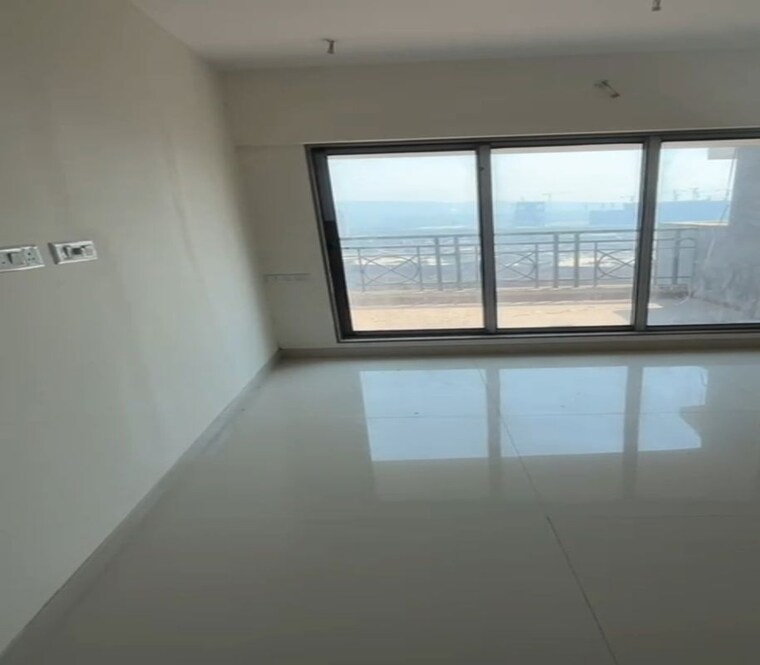 Room, wadala east 3 Bedroom 1000 Sq.Ft. Apartment In Wadala East Mumbai 10131636