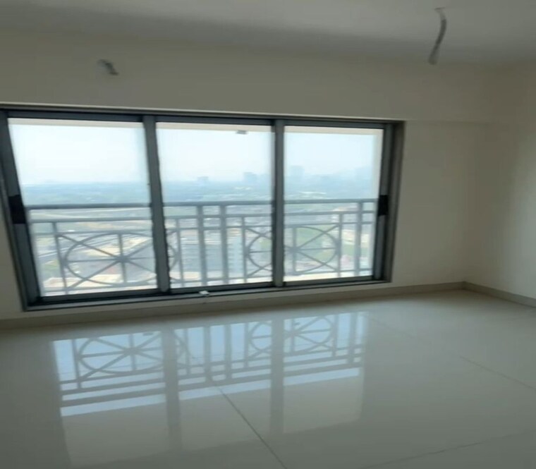 Room, wadala east 3 Bedroom 1000 Sq.Ft. Apartment In Wadala East Mumbai 10131636