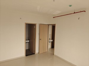 Room in 2 BHK Apartment at Kohinoor Courtyard One, Wakad – for Rent