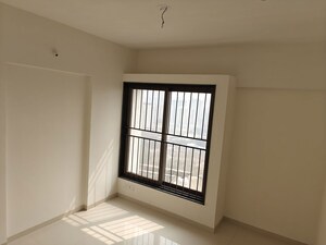 Room in 2 BHK Apartment at Kohinoor Courtyard One, Wakad – for Rent