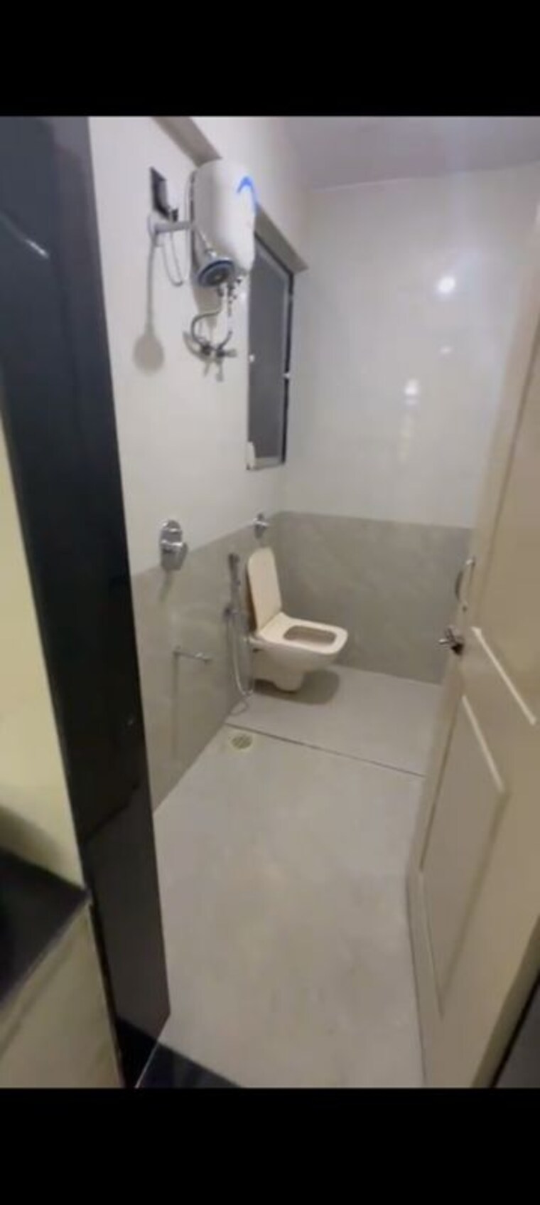 Bathroom, tilak nagar 1 Bedroom 450 Sq.Ft. Apartment In Tilak Nagar Mumbai 10208414