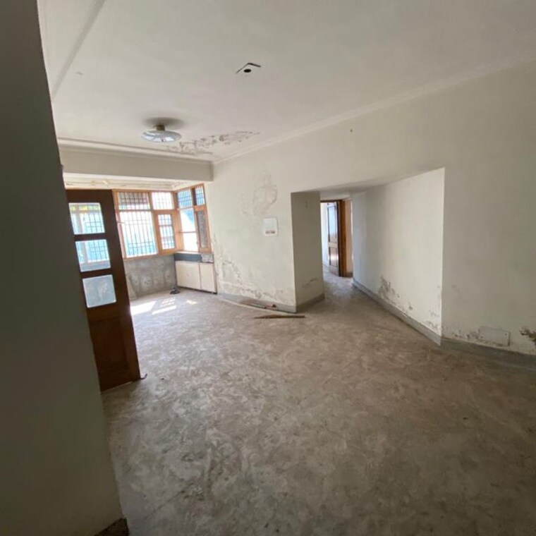 Room, manimajra 4 Bedroom 2200 Sq.Ft. Apartment In Manimajra Chandigarh 10208400