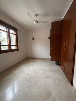 4 BHK + Servant Room Builder Floor For Rent in Vasant Vihar
