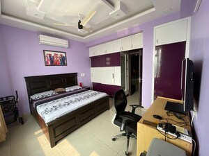 Team Area in 3.5 BHK Apartment at Prateek Wisteria, Sector 77 – for Rent