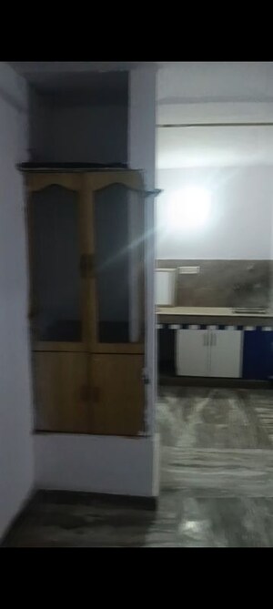 Room in 1 BHK Independent House at Dwarka Mor – for Rent