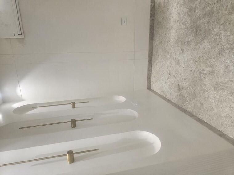 Bathroom, anand vihar 4 Bedroom 3240 Sq.Ft. Builder Floor In Anand Vihar Delhi 10208457