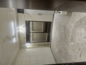 Room in 4 BHK Builder Floor at Anand Vihar – for Sale