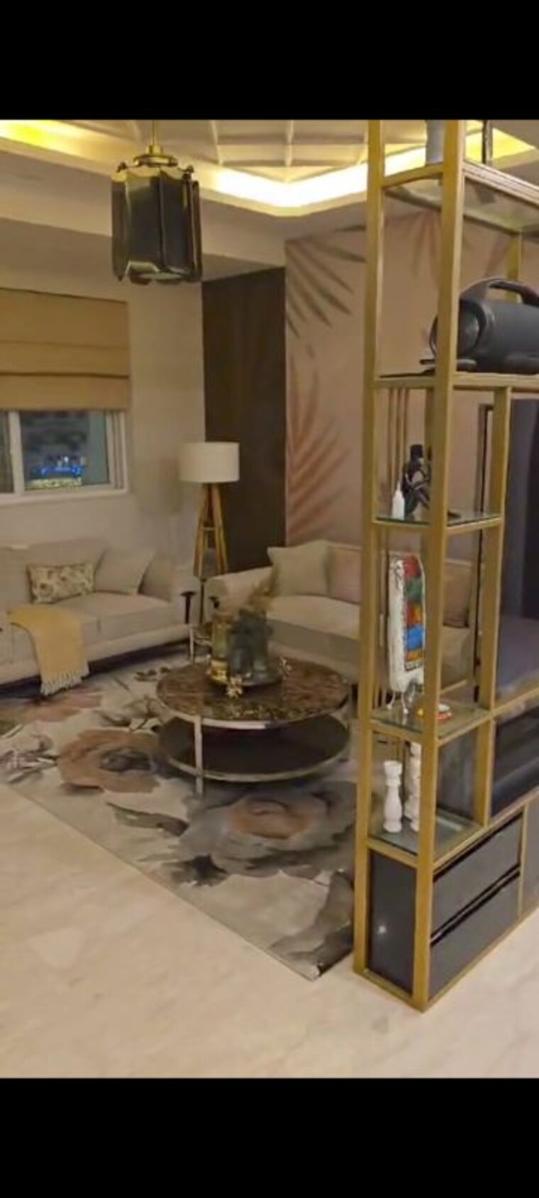 Living Room, emaar-mgf-the-palm-drive-villas 4 Bedroom 3800 Sq.Ft. Penthouse In Sector 66 Gurgaon 10208464