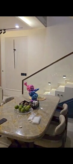 4 BHK + Servant Room Penthouse For Sale in Emaar MGF The Palm Drive Villas