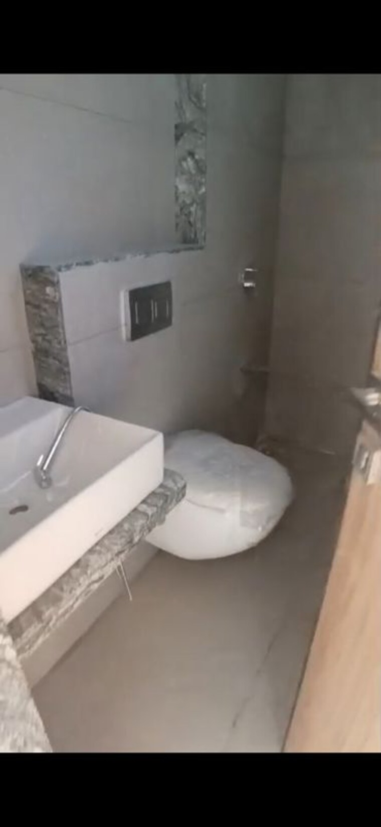 Bathroom, bharat-arize 2.5 Bedroom 710 Sq.Ft. Apartment In Goregaon West Mumbai 10208466
