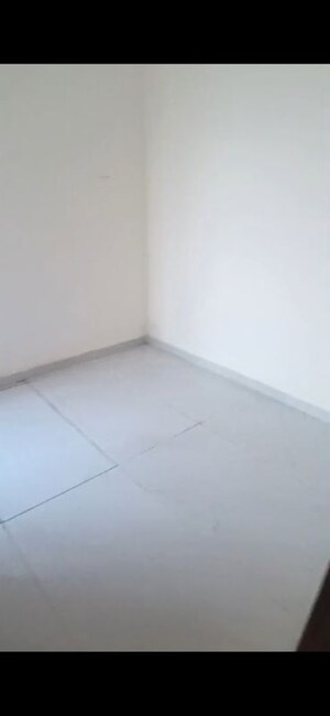 Study Room in 2.5 BHK Apartment at Bharat Arize, Goregaon West – for Sale