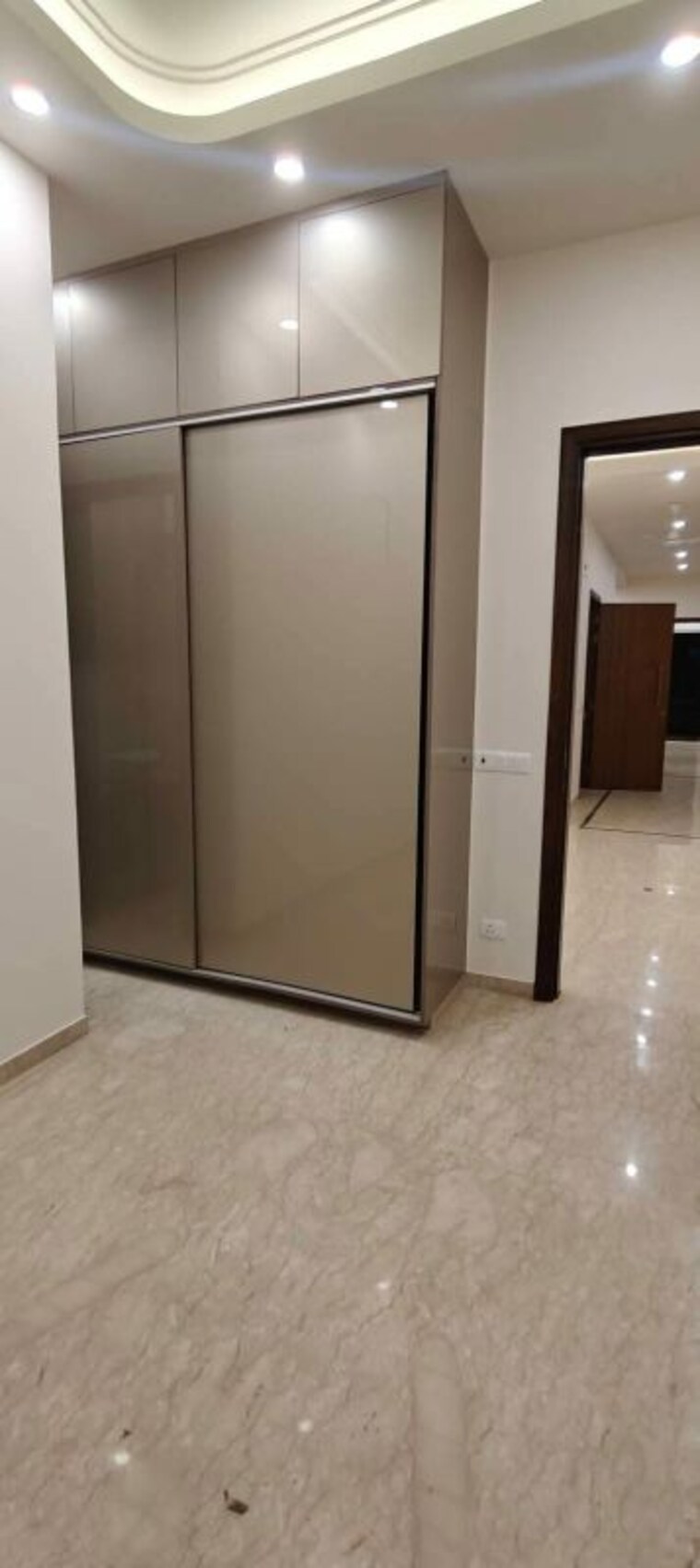 Room, lajpat nagar 4 2 Bedroom 900 Sq.Ft. Builder Floor In Lajpat Nagar 4 Delhi 10139375