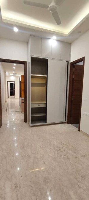 Building Lobby in 2 BHK Builder Floor at Lajpat Nagar 4 – for Rent