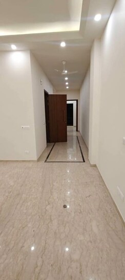 2 BHK +Builder Floor For Rent in Lajpat Nagar 4