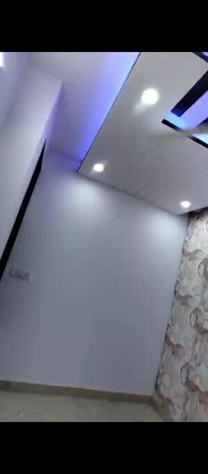 Room in 3 BHK Builder Floor at Uttam Nagar – for Sale