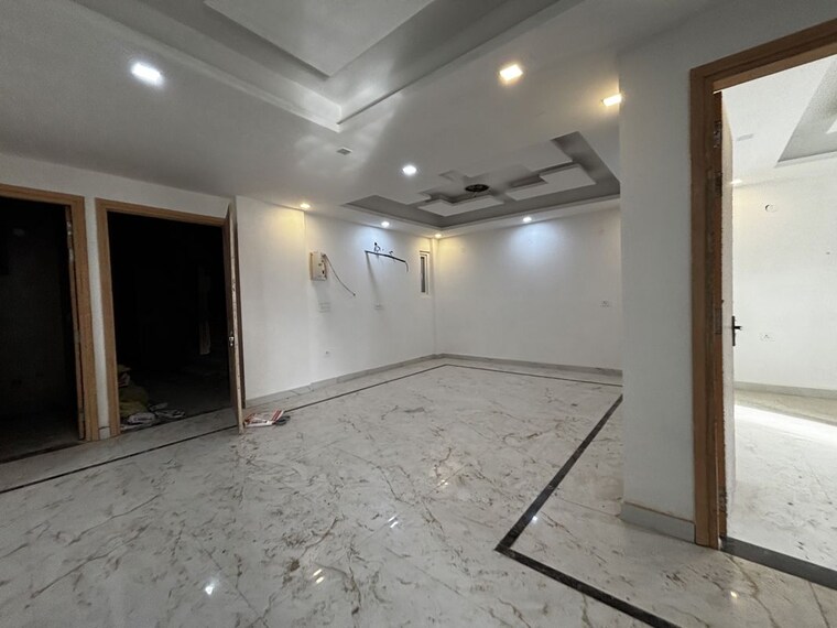 Room, sector 107 2 Bedroom 1060 Sq.Ft. Builder Floor In Sector 107 Noida 10208461