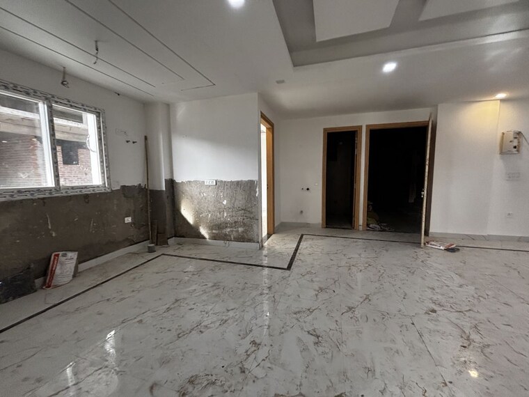 Room, sector 107 2 Bedroom 1060 Sq.Ft. Builder Floor In Sector 107 Noida 10208461