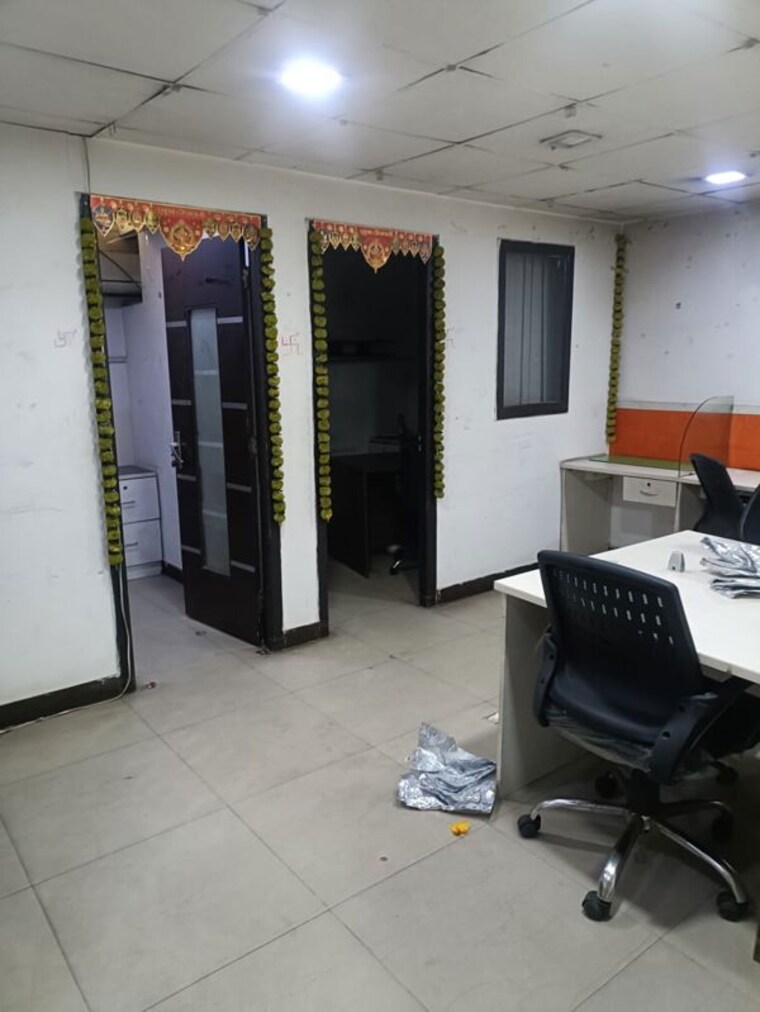 Team Area, sector 3 Commercial Office Space 500 Sq.Ft. In Sector 3 Noida 10208481