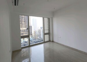 Room in 4 BHK Apartment at Lodha Marquise, Worli – for Rent
