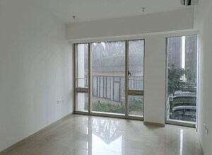 Room in 4 BHK Apartment at Lodha Marquise, Worli – for Rent