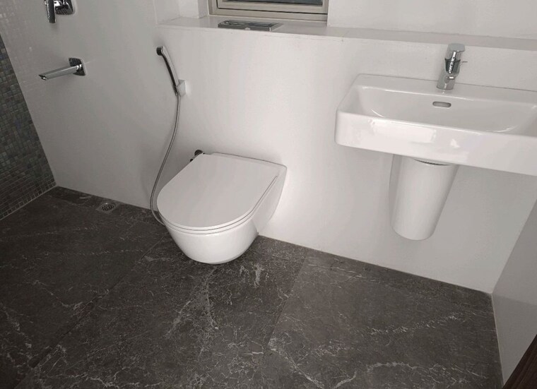 Bathroom, lodha-marquise 4 Bedroom 1535 Sq.Ft. Apartment In Worli Mumbai 10208488