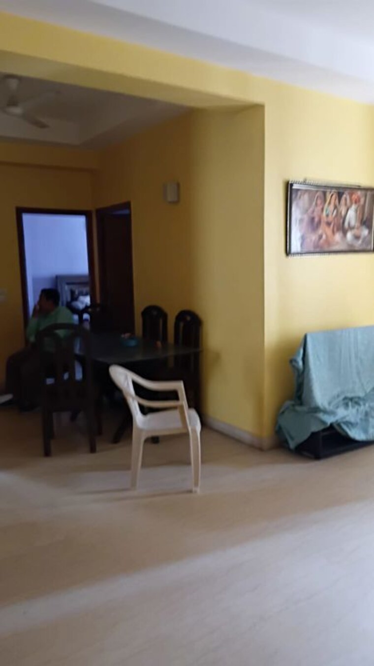 Living Room, mahagun-moderne-verona 2.5 Bedroom 1250 Sq.Ft. Apartment In Sector 78 Noida 10208512
