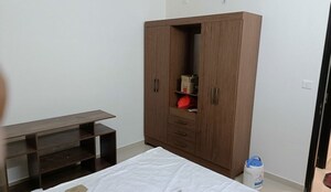 Room in 2 BHK Apartment at Bren Northern Lights, Jakkuru – for Rent