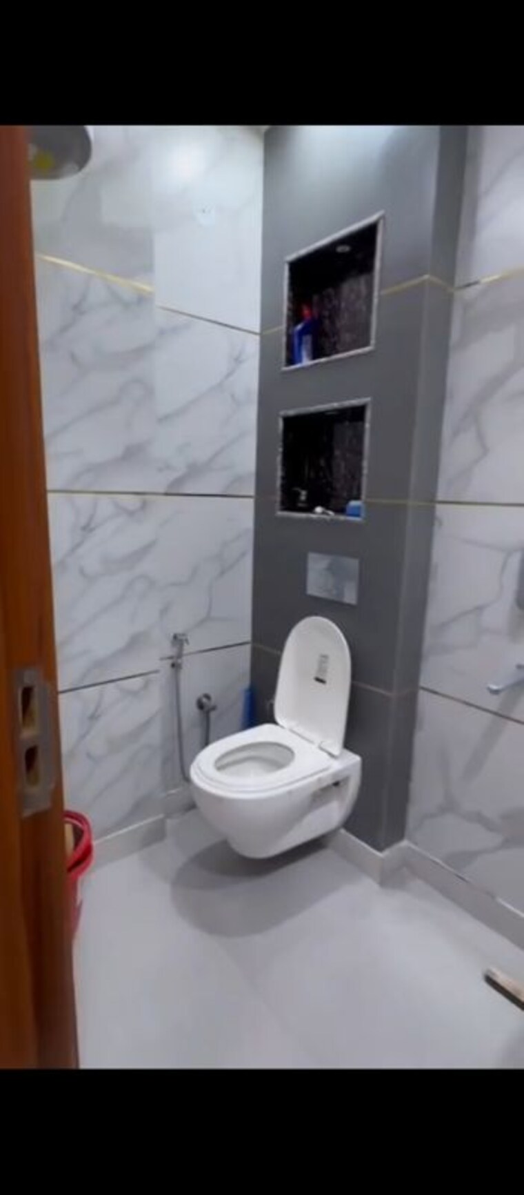 Bathroom, nawada 3 Bedroom 136 Sq.Yd. Builder Floor In Nawada Delhi 10208518