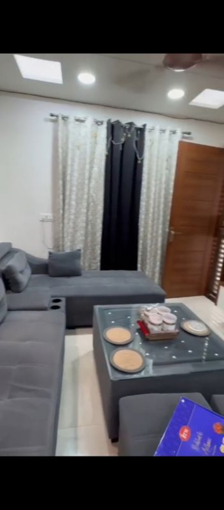 Living Room, nawada 3 Bedroom 136 Sq.Yd. Builder Floor In Nawada Delhi 10208518