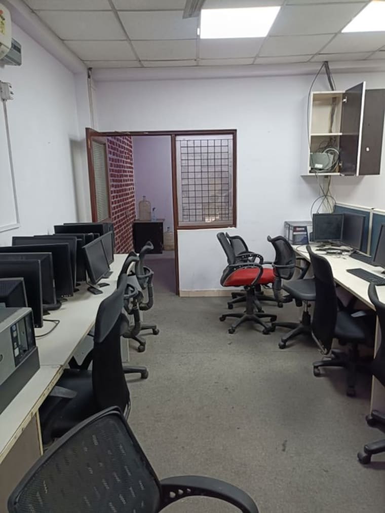 Team Area, sector 3 Commercial Office Space 1200 Sq.Ft. In Sector 3 Noida 10208513