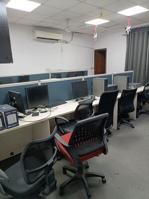  Office Space For Rent in Sector 3