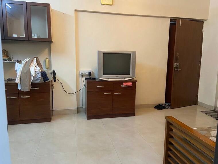 Room, dosti-group-acres 1 Bedroom 400 Sq.Ft. Apartment In Wadala East Mumbai 10208380