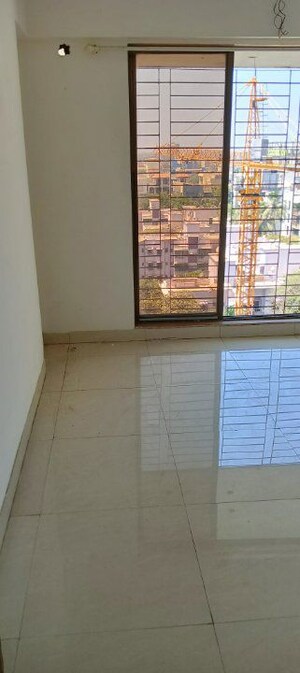 Room in 3 BHK Apartment at New India Grace Luxuria, Malad West – for Rent